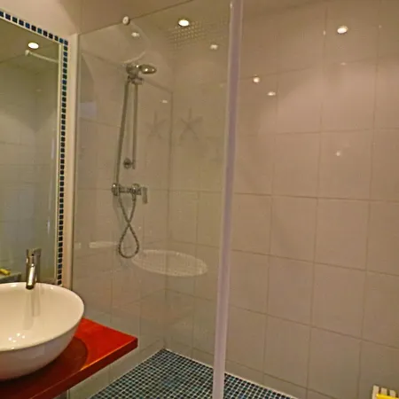 T3 Avec Terrasse Vue A Sete, 4 Pers - Fr-1-472a-175 דירה *