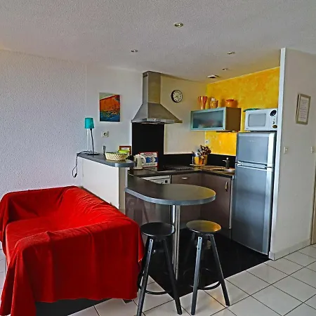 Apartment Superbe T3 Avec Terrasse Face A La Mer, Sete, Acces Direct Plage, Piscine, 4 Pers. - Fr-1-472a-175